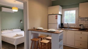 Alpi Apart Bodrum Lemon House- quite, close to the sea and central